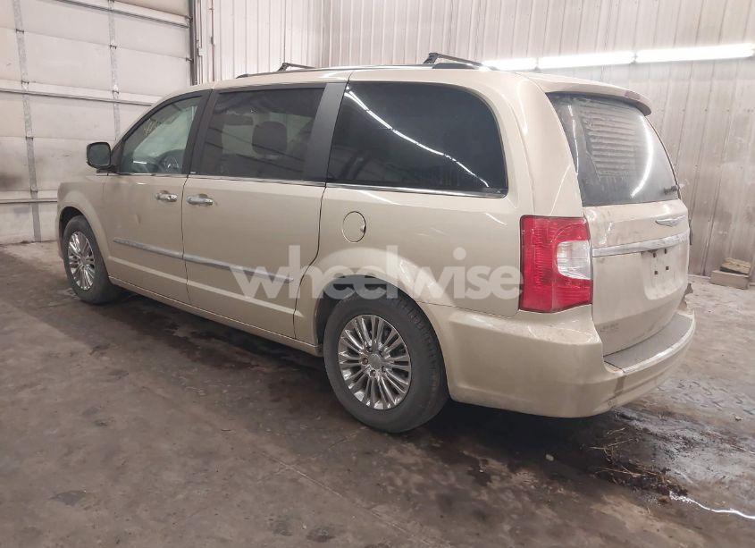 Photo 3 of 2011 Chrysler Town & COUNTRY LIMITED (VIN 2A4RR6DG0BR722031)