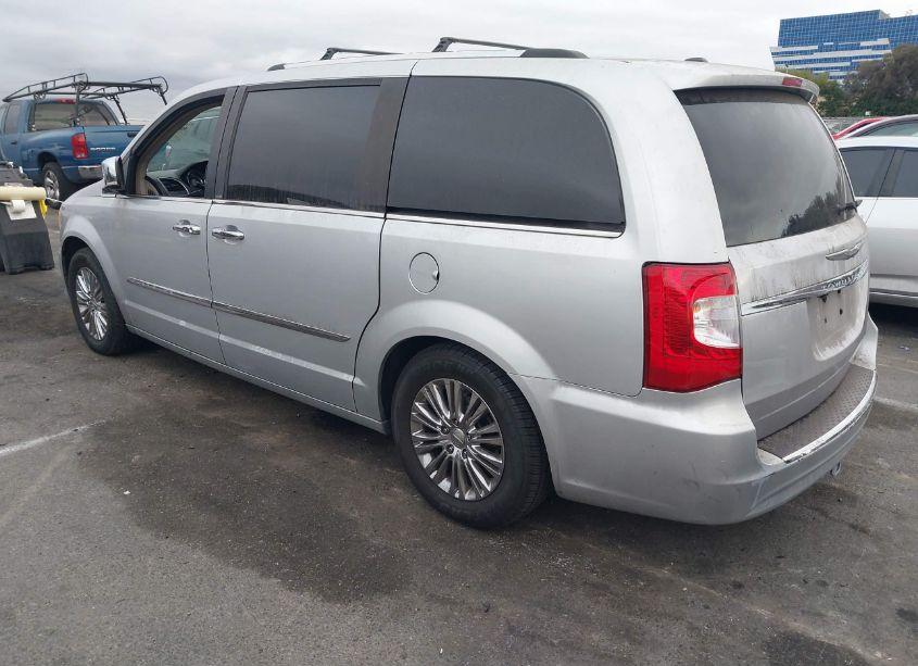 Photo 3 of 2011 Chrysler Town & COUNTRY LIMITED (VIN 2A4RR6DG1BR698371)