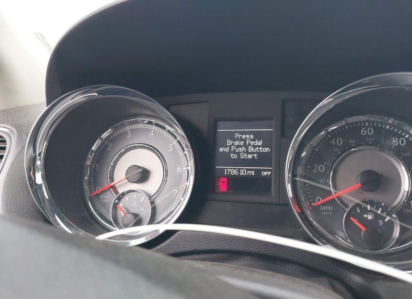 Photo 7 of 2011 Chrysler Town & COUNTRY LIMITED (VIN 2A4RR6DG1BR698371)