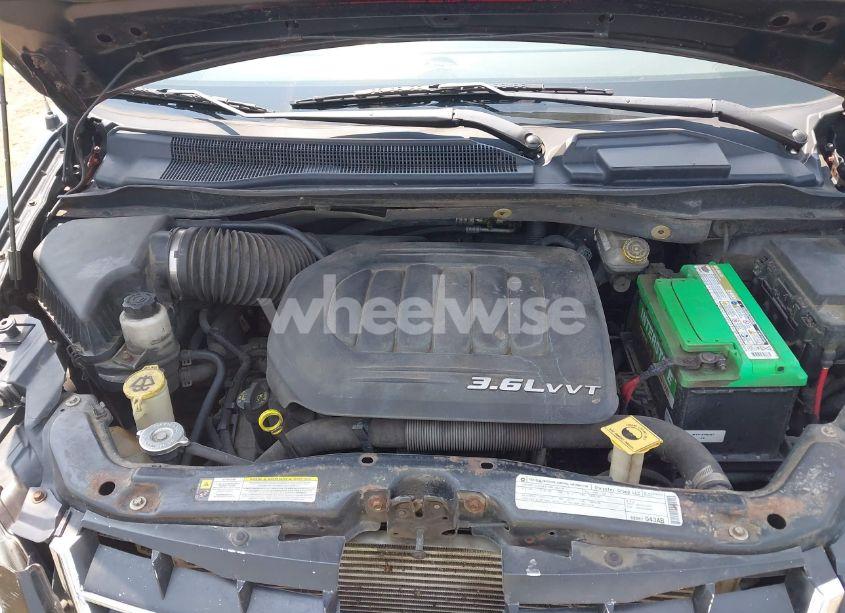 Photo 10 of 2011 Chrysler Town & COUNTRY LIMITED (VIN 2A4RR6DG3BR649351)