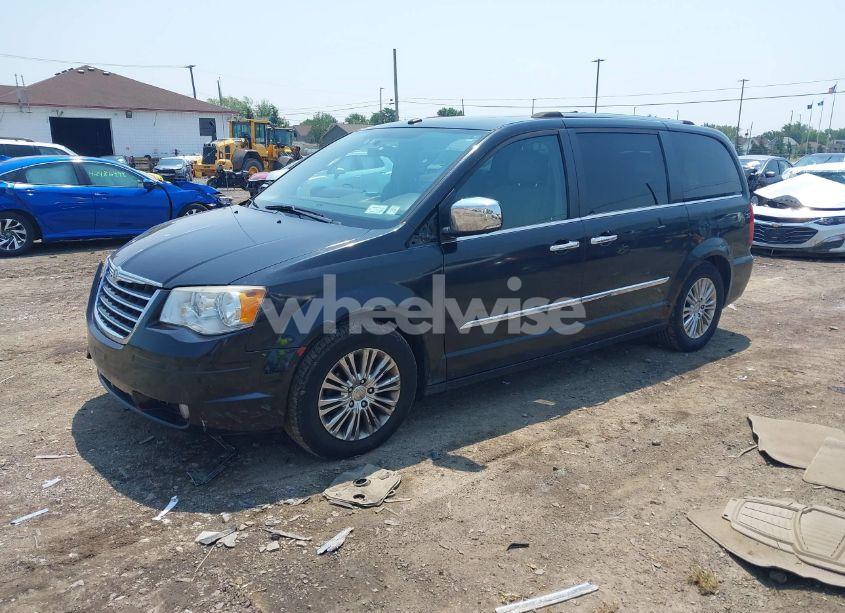 Photo 2 of 2011 Chrysler Town & COUNTRY LIMITED (VIN 2A4RR6DG3BR649351)