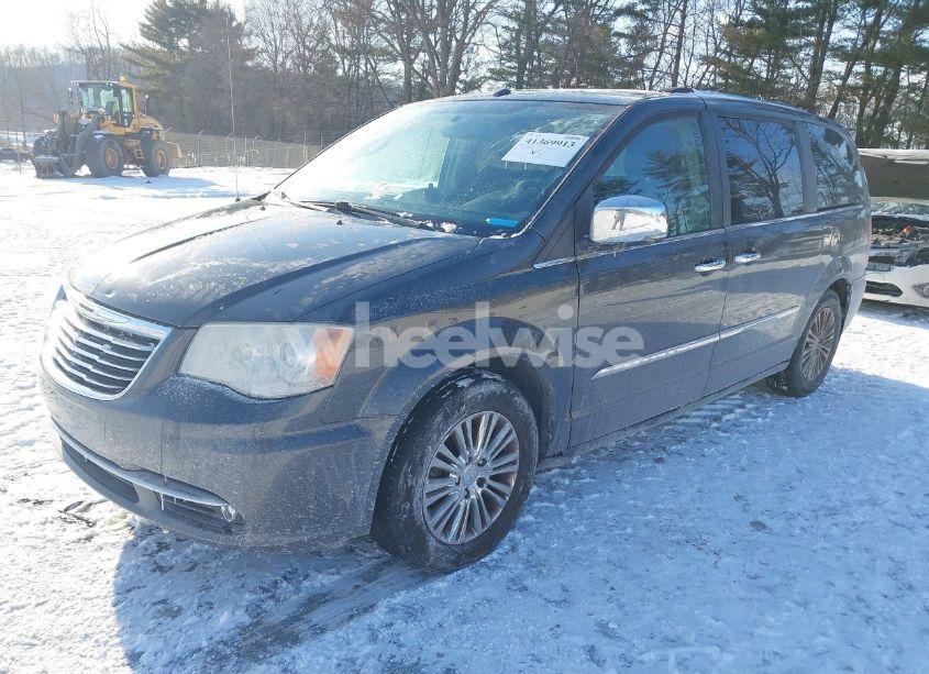 Photo 2 of 2011 Chrysler Town & COUNTRY LIMITED (VIN 2A4RR6DG3BR655294)