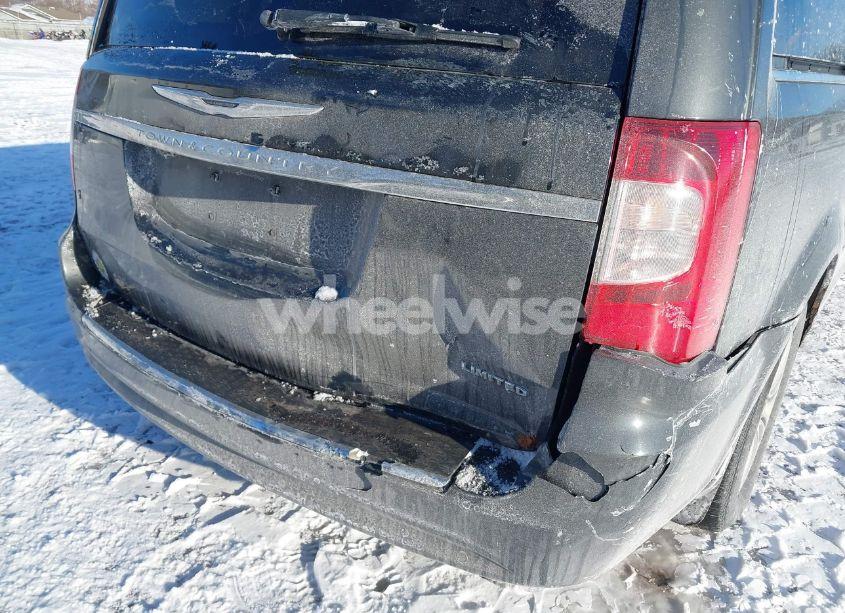 Photo 6 of 2011 Chrysler Town & COUNTRY LIMITED (VIN 2A4RR6DG3BR655294)