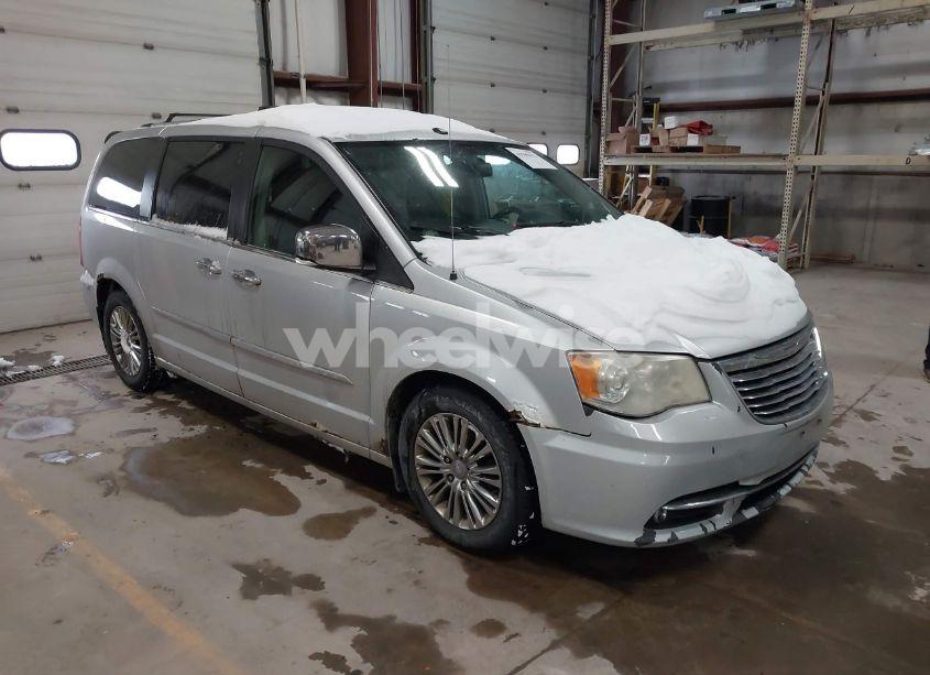 2011 Chrysler Town & COUNTRY LIMITED (VIN 2A4RR6DG3BR698226) main photo