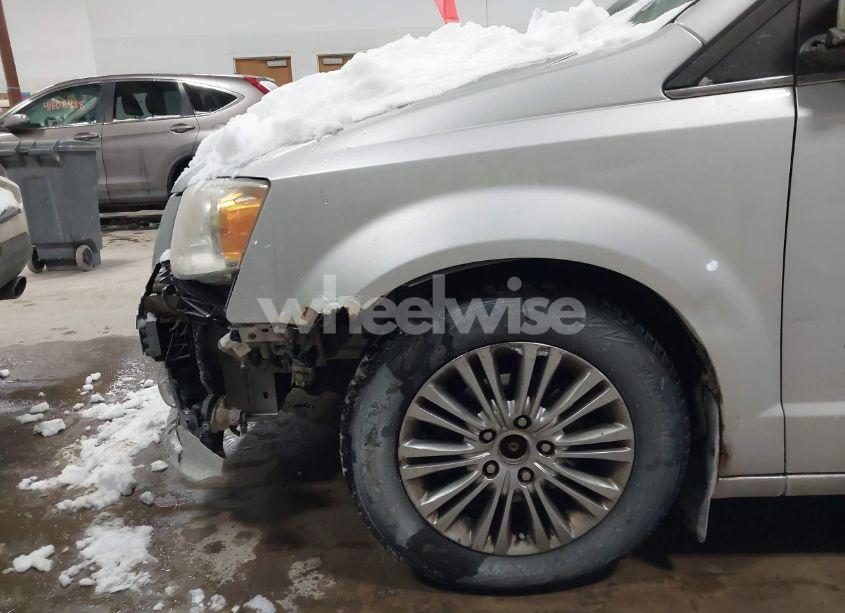 Photo 17 of 2011 Chrysler Town & COUNTRY LIMITED (VIN 2A4RR6DG3BR698226)