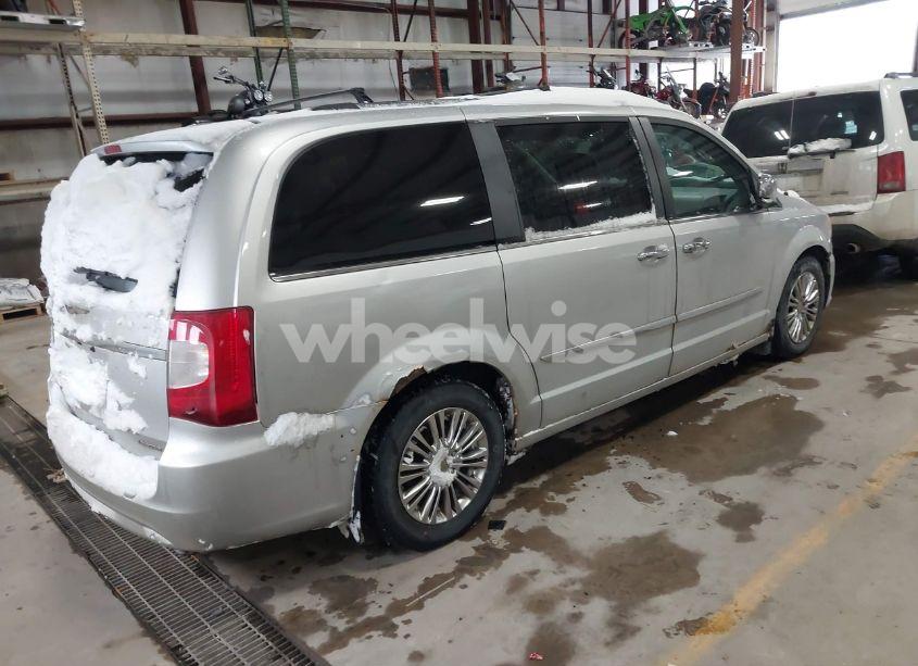 Photo 4 of 2011 Chrysler Town & COUNTRY LIMITED (VIN 2A4RR6DG3BR698226)