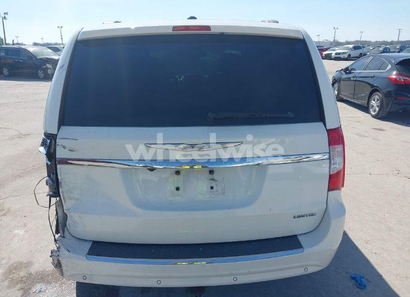 Photo 16 of 2011 Chrysler Town & COUNTRY LIMITED (VIN 2A4RR6DG3BR712674)
