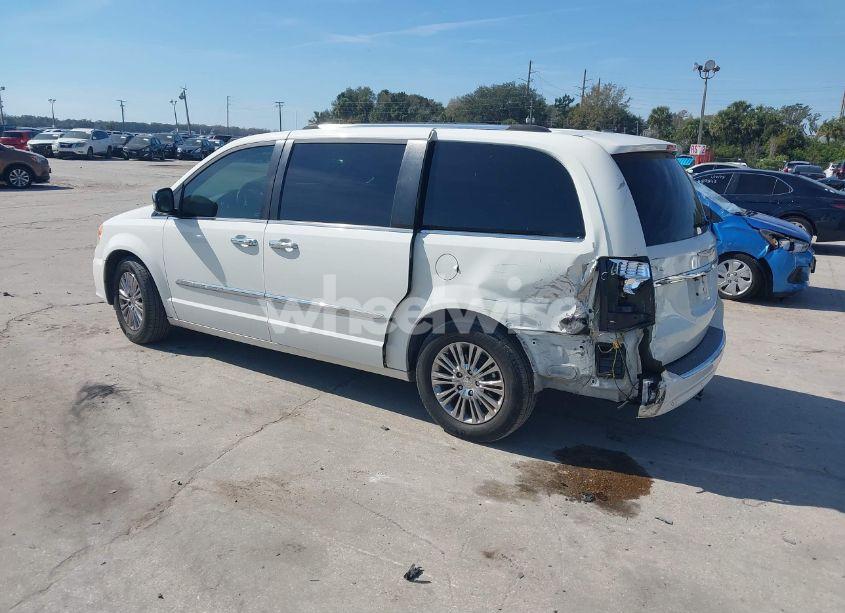 Photo 3 of 2011 Chrysler Town & COUNTRY LIMITED (VIN 2A4RR6DG3BR712674)