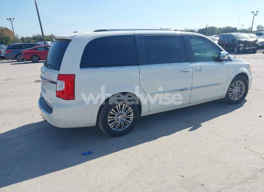 Photo 4 of 2011 Chrysler Town & COUNTRY LIMITED (VIN 2A4RR6DG3BR712674)