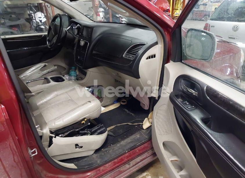 Photo 5 of 2011 Chrysler Town & COUNTRY LIMITED (VIN 2A4RR6DG6BR610723)