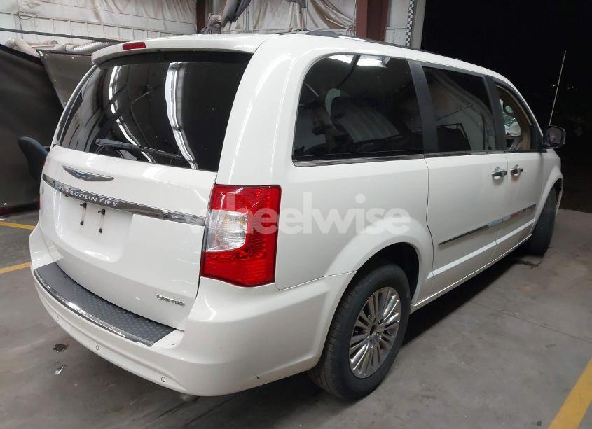 Photo 4 of 2011 Chrysler Town & COUNTRY LIMITED (VIN 2A4RR6DG9BR656224)