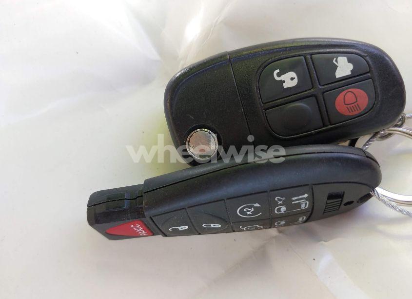 Photo 11 of 2010 Chrysler Town & COUNTRY LIMITED (VIN 2A4RR6DX0AR133589)