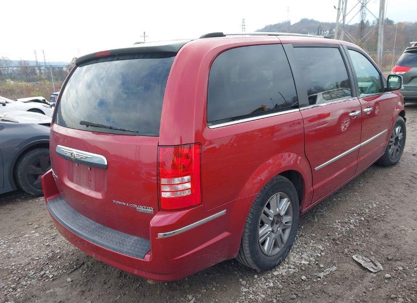 Photo 4 of 2010 Chrysler Town & COUNTRY LIMITED (VIN 2A4RR6DX0AR149596)