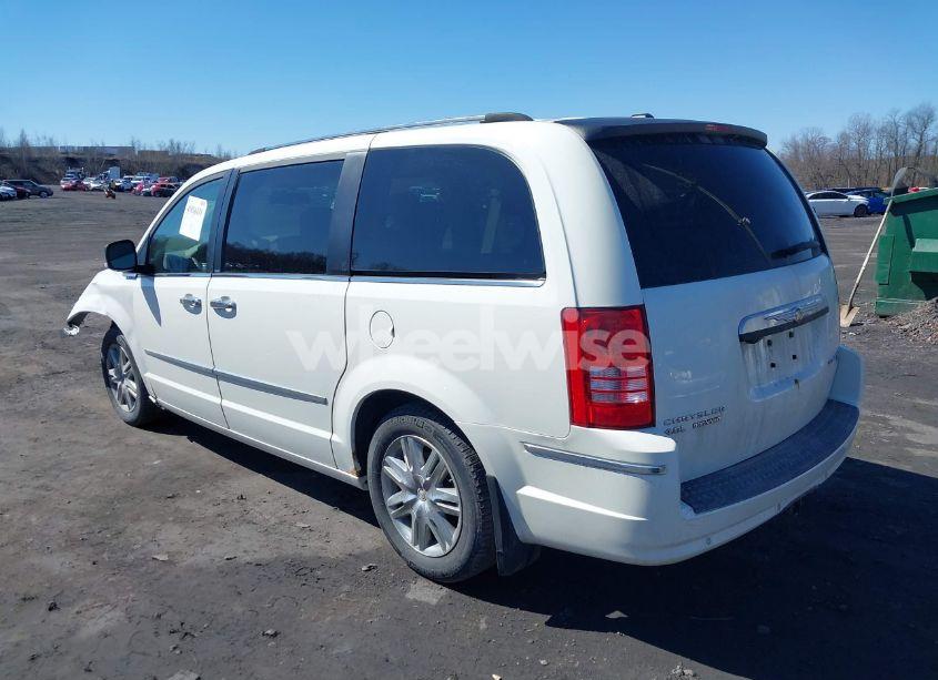 Photo 3 of 2010 Chrysler Town & COUNTRY LIMITED (VIN 2A4RR6DX1AR133424)