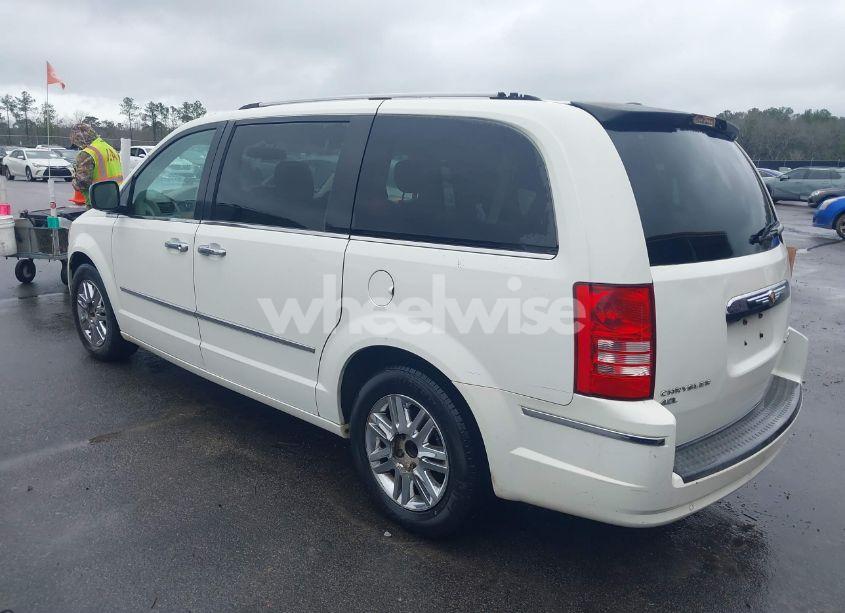 Photo 3 of 2010 Chrysler Town & COUNTRY LIMITED (VIN 2A4RR6DX1AR141930)