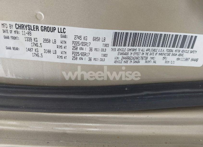 Photo 9 of 2010 Chrysler Town & COUNTRY LIMITED (VIN 2A4RR6DX2AR178730)