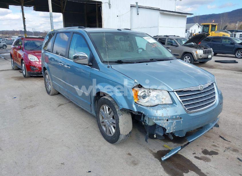 Photo 6 of 2010 Chrysler Town & COUNTRY LIMITED (VIN 2A4RR6DX8AR153685)