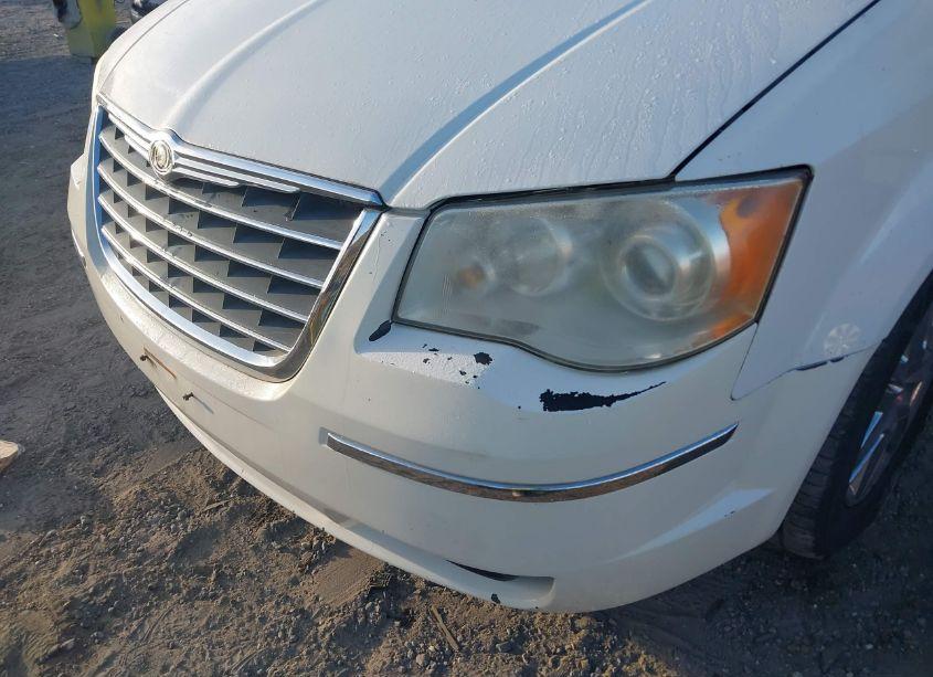 Photo 13 of 2010 Chrysler Town & COUNTRY NEW LIMITED (VIN 2A4RR7DX0AR449614)