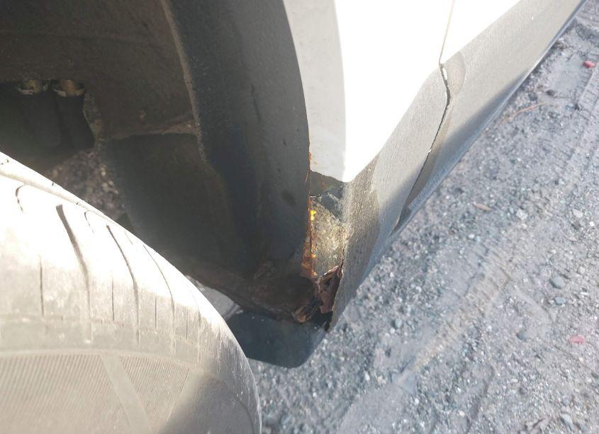 Photo 6 of 2010 Chrysler Town & COUNTRY NEW LIMITED (VIN 2A4RR7DX0AR449614)