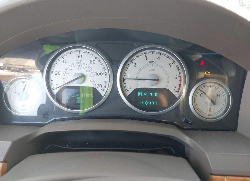 Photo 7 of 2010 Chrysler Town & COUNTRY NEW LIMITED (VIN 2A4RR7DX0AR449614)