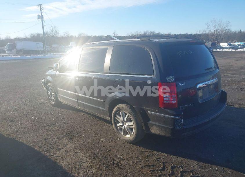 Photo 3 of 2010 Chrysler Town & COUNTRY NEW LIMITED (VIN 2A4RR7DX3AR321903)