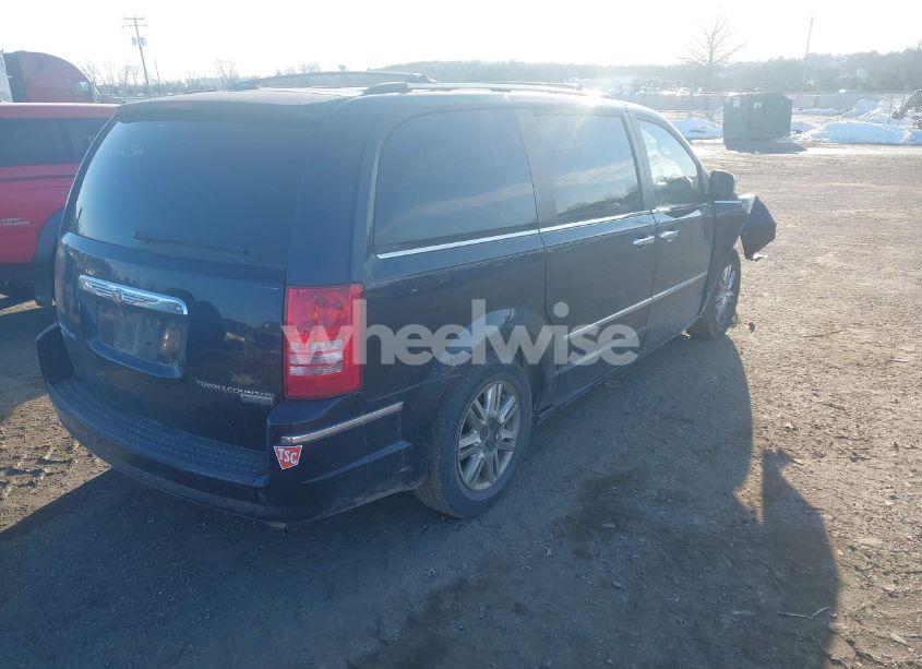 Photo 4 of 2010 Chrysler Town & COUNTRY NEW LIMITED (VIN 2A4RR7DX3AR321903)