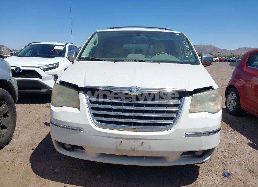 Photo 6 of 2010 Chrysler Town & COUNTRY NEW LIMITED (VIN 2A4RR7DX5AR321935)