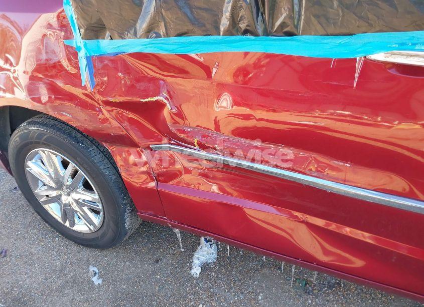 Photo 6 of 2010 Chrysler Town & COUNTRY NEW LIMITED (VIN 2A4RR7DX7AR436598)