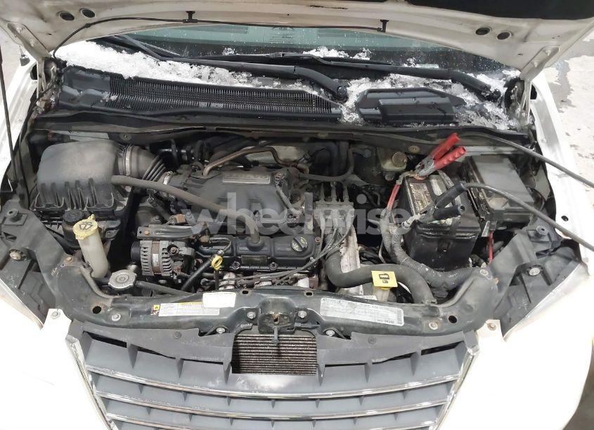 Photo 10 of 2010 Chrysler Town & COUNTRY TOURING PLUS (VIN 2A4RR8D10AR320337)