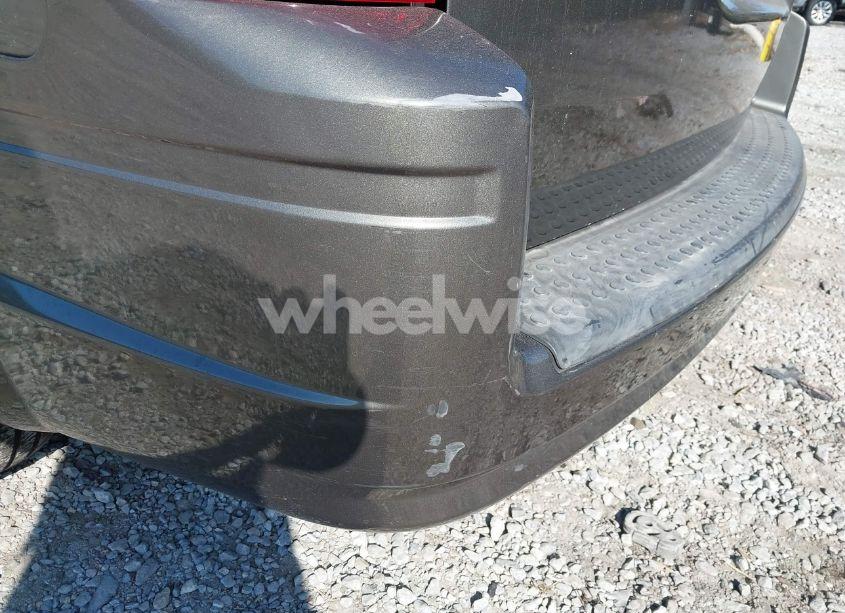 Photo 6 of 2010 Chrysler Town & COUNTRY TOURING PLUS (VIN 2A4RR8D10AR386340)