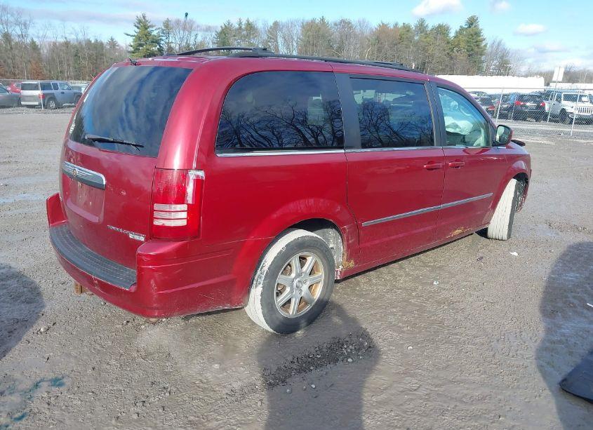 Photo 4 of 2010 Chrysler Town & COUNTRY TOURING PLUS (VIN 2A4RR8D13AR380886)