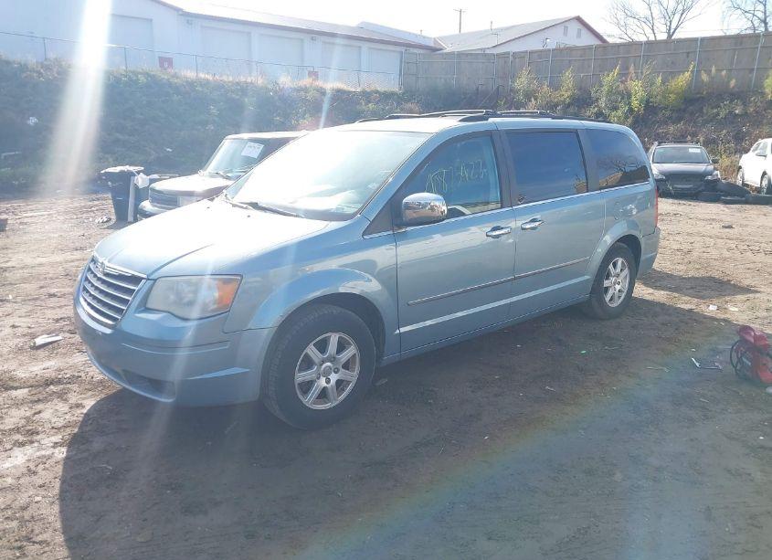 Photo 2 of 2010 Chrysler Town & COUNTRY TOURING PLUS (VIN 2A4RR8D14AR321135)