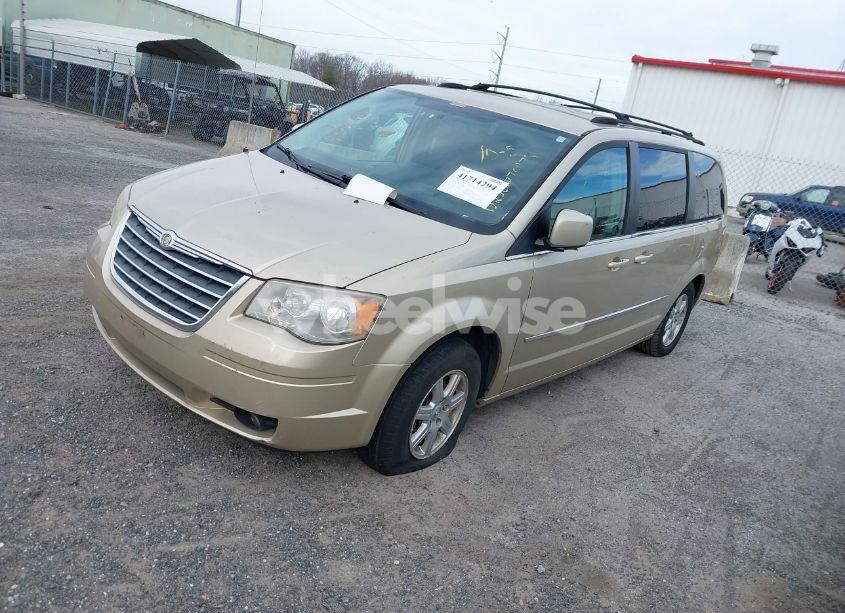 Photo 2 of 2010 Chrysler Town & COUNTRY TOURING PLUS (VIN 2A4RR8D14AR392027)