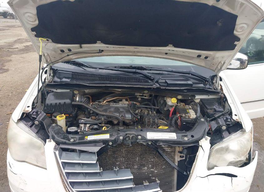 Photo 10 of 2010 Chrysler Town & COUNTRY TOURING PLUS (VIN 2A4RR8D14AR441503)