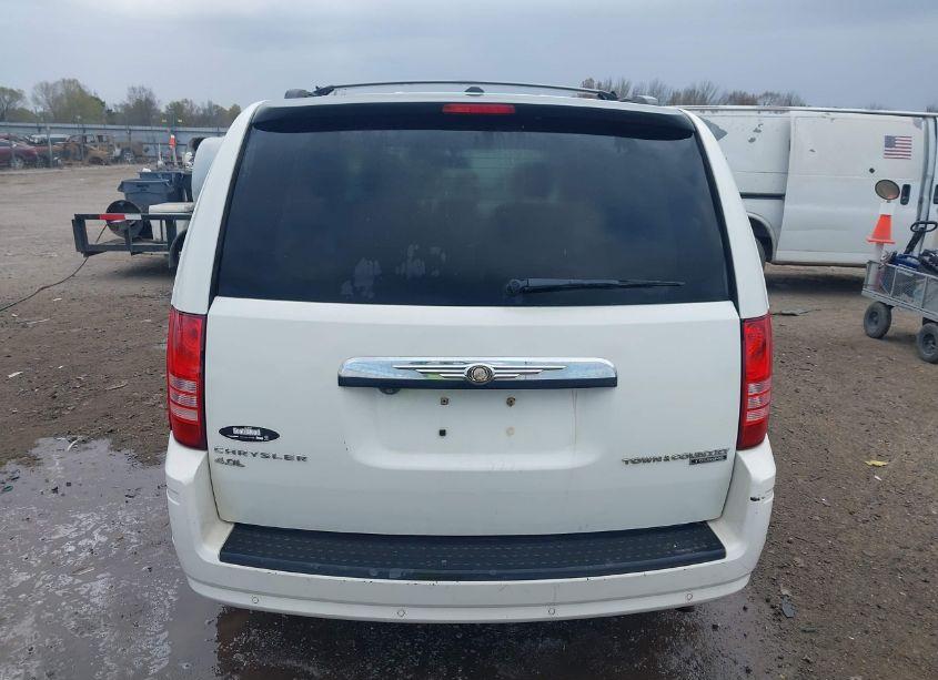 Photo 16 of 2010 Chrysler Town & COUNTRY TOURING PLUS (VIN 2A4RR8D14AR441503)