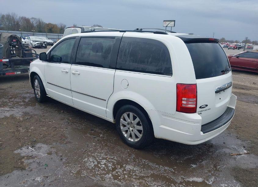Photo 3 of 2010 Chrysler Town & COUNTRY TOURING PLUS (VIN 2A4RR8D14AR441503)