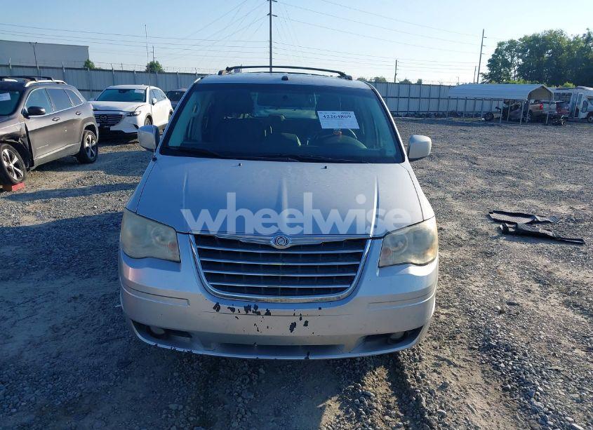 Photo 12 of 2010 Chrysler Town & COUNTRY TOURING PLUS (VIN 2A4RR8D15AR320365)