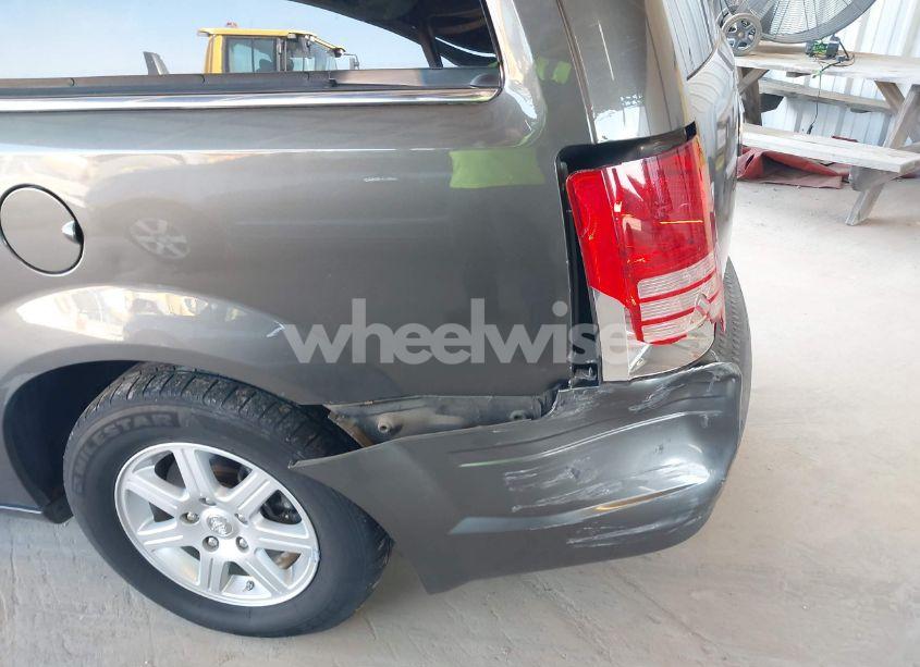 Photo 15 of 2010 Chrysler Town & COUNTRY TOURING PLUS (VIN 2A4RR8D15AR404072)