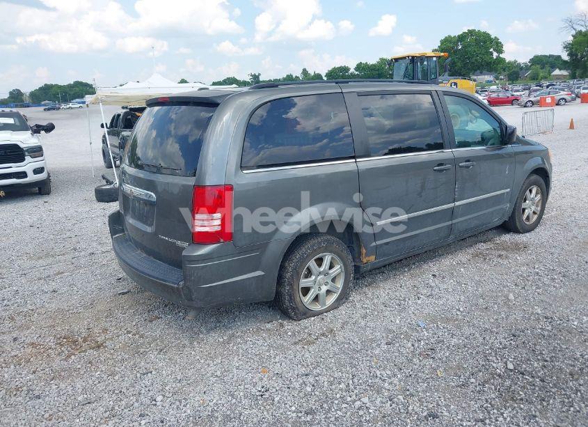Photo 4 of 2010 Chrysler Town & COUNTRY TOURING PLUS (VIN 2A4RR8D16AR386486)