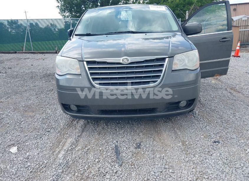 Photo 6 of 2010 Chrysler Town & COUNTRY TOURING PLUS (VIN 2A4RR8D16AR386486)