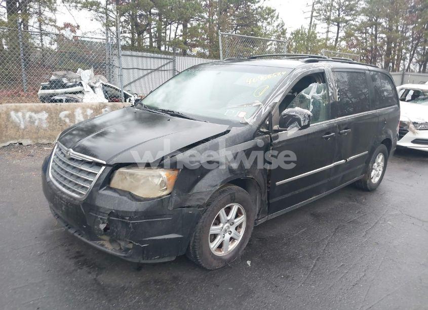 Photo 2 of 2010 Chrysler Town & COUNTRY TOURING PLUS (VIN 2A4RR8D16AR442278)