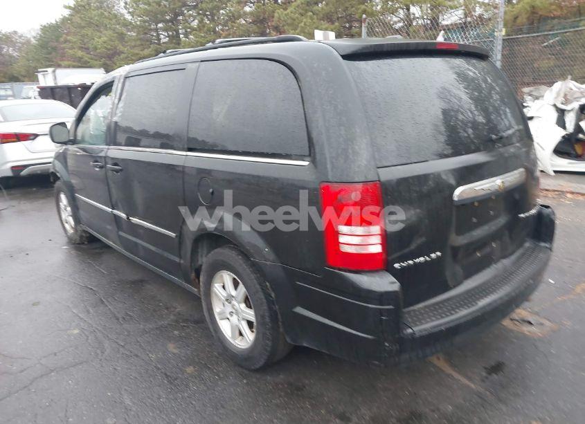 Photo 3 of 2010 Chrysler Town & COUNTRY TOURING PLUS (VIN 2A4RR8D16AR442278)