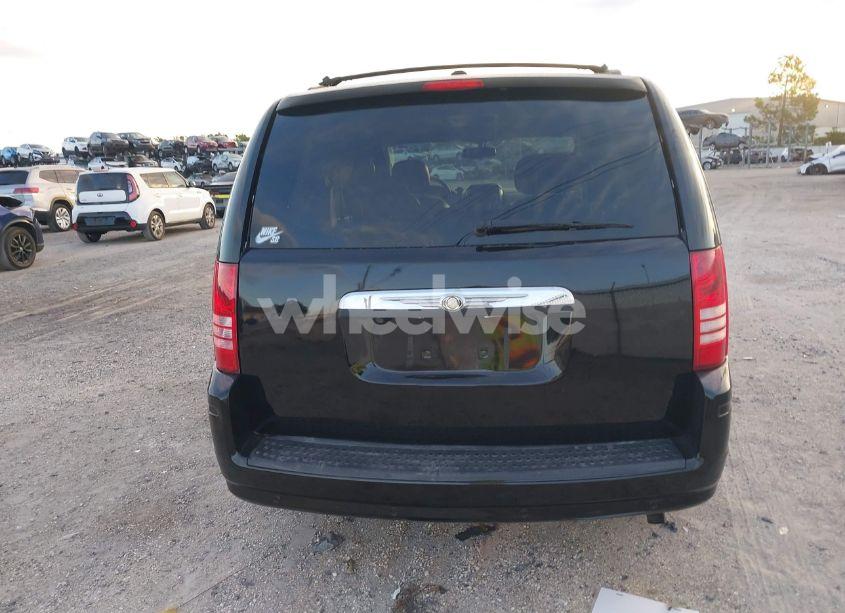 Photo 16 of 2010 Chrysler Town & COUNTRY TOURING PLUS (VIN 2A4RR8D17AR442239)