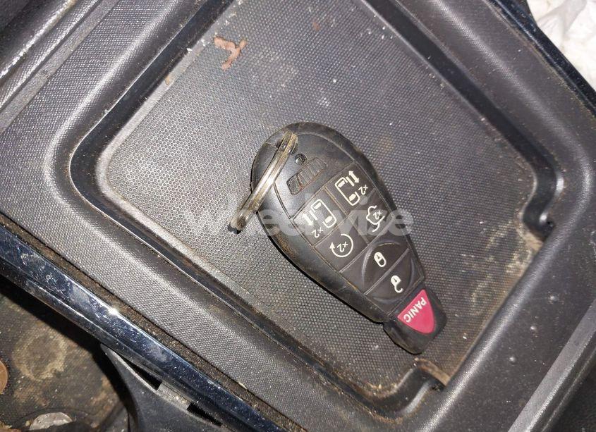 Photo 11 of 2010 Chrysler Town & COUNTRY TOURING PLUS (VIN 2A4RR8D19AR393898)