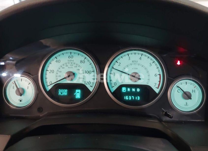 Photo 7 of 2010 Chrysler Town & COUNTRY TOURING PLUS (VIN 2A4RR8D19AR393898)