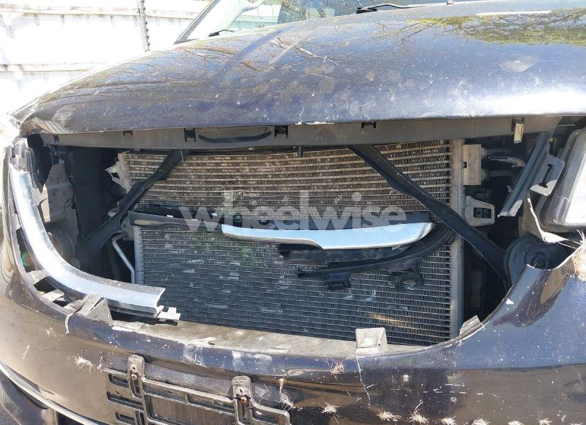 Photo 16 of 2011 Chrysler Town & COUNTRY TOURING-L (VIN 2A4RR8DG0BR630879)