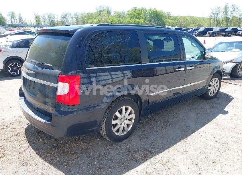 Photo 4 of 2011 Chrysler Town & COUNTRY TOURING-L (VIN 2A4RR8DG0BR630879)