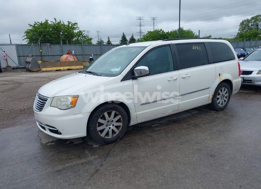 Photo 2 of 2011 Chrysler Town & COUNTRY TOURING-L (VIN 2A4RR8DG0BR681993)