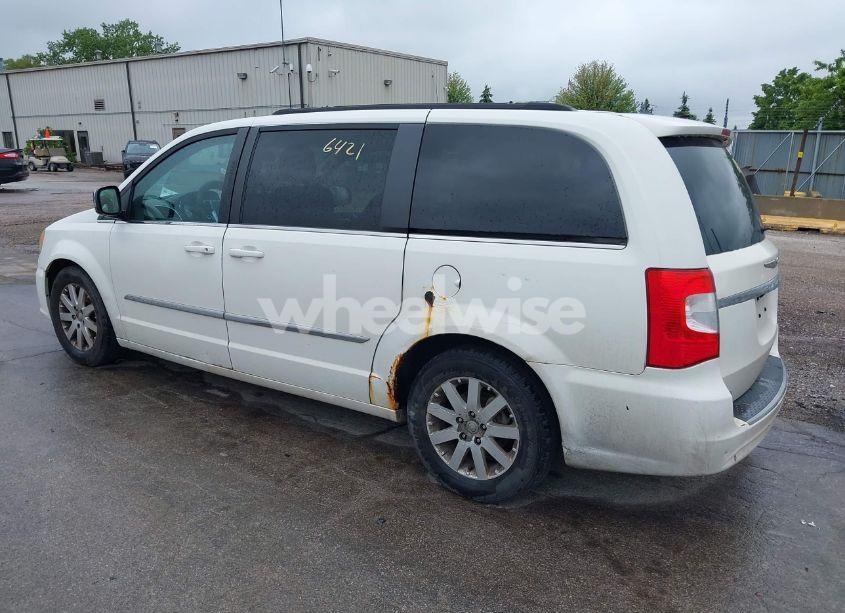 Photo 3 of 2011 Chrysler Town & COUNTRY TOURING-L (VIN 2A4RR8DG0BR681993)