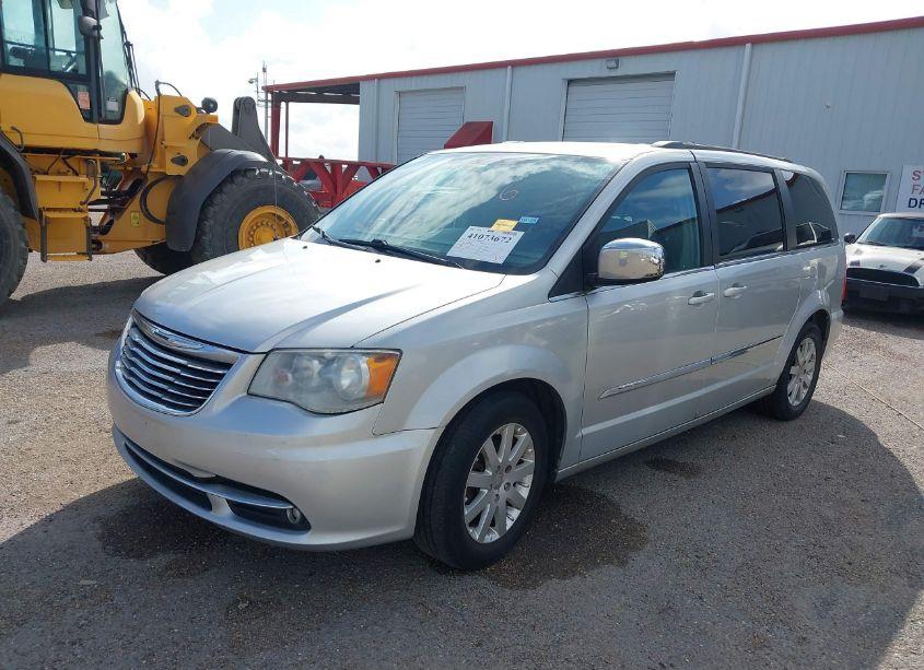 Photo 2 of 2011 Chrysler Town & COUNTRY TOURING-L (VIN 2A4RR8DG0BR758331)